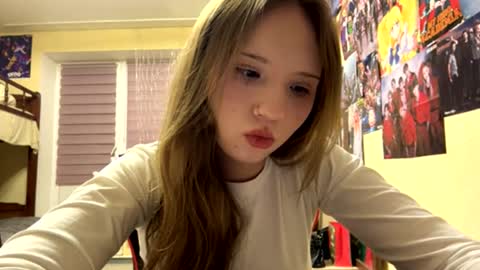 Olivia online show from 02-08-26, 06:00