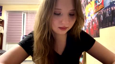 Olivia online show from 02-16-26, 06:26