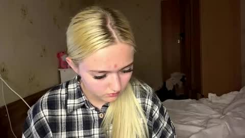 Sophia online show from 05-25-26, 04:24