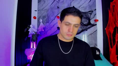 William Steel online show from 10-26-25, 03:56