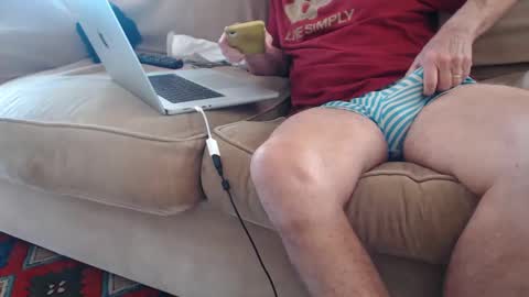 Snapshot of williamandmary chatting on 10-05-25, 02:15 williamandmary online show from 10-05-25, 02:15