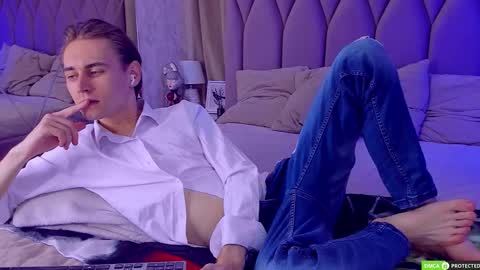 William online show from 10-06-25, 03:04