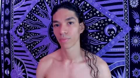 Snapshot of willy_veins chatting on 12-29-24, 05:01 willy_veins online show from 12-29-24, 05:01