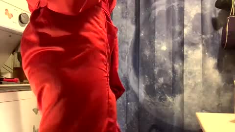 Snapshot of wiltryanything2x chatting on 09-25-25, 09:57 Will online show from 09-25-25, 09:57