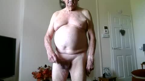 Snapshot of windy19391a chatting on 06-28-26, 02:45 windy19391a online show from 06-28-26, 02:45
