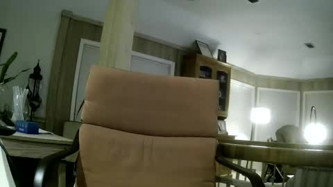 Snapshot of winedog2020 chatting on 05-29-26, 05:16 Gundja Man online show from 05-29-26, 05:16