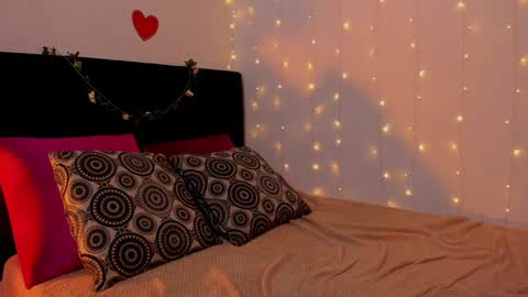 Wini Fer online show from 01-15-25, 03:07