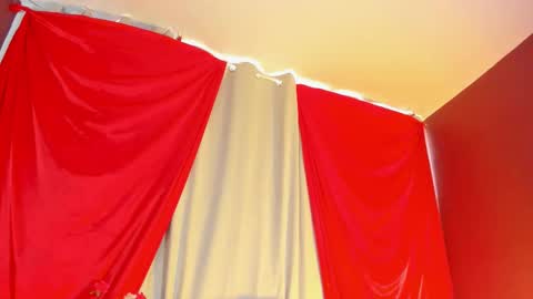 Wini Fer online show from 11-08-25, 01:55