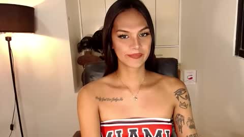 Snapshot of winidaputa chatting on 04-19-26, 10:25 winidaputa online show from 04-19-26, 10:25
