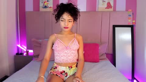 Snapshot of winnifer_gonzalez chatting on 12-10-24, 06:01 Winnifer Gonzalez online show from 12-10-24, 06:01