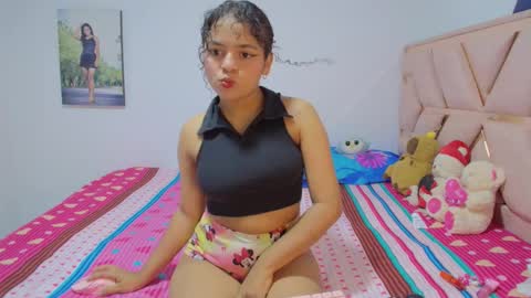 Snapshot of winnifer_gonzalez chatting on 03-04-26, 03:23 Winnifer Gonzalez online show from 03-04-26, 03:23