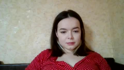 Snapshot of winter__white_rose chatting on 12-02-24, 12:51 Emma online show from 12-02-24, 12:51