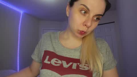 Winter Miracle online show from 02-25-25, 08:14