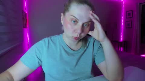 Snapshot of winter_miracle chatting on 02-26-26, 12:26 Winter Miracle online show from 02-26-26, 12:26