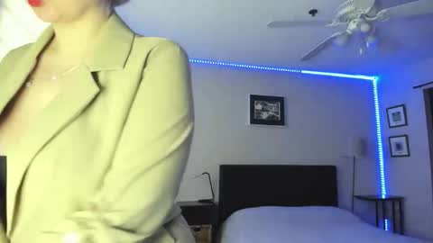 Winter Miracle online show from 04-28-26, 06:13