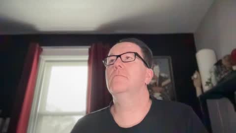 Snapshot of wintyr chatting on 11-15-25, 03:52 wintyr online show from 11-15-25, 03:52