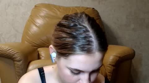 wira_witch online show from 11-19-25, 01:55