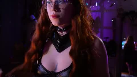 Snapshot of witch_fiona chatting on 03-14-26, 08:03 Goddess of two strapons - Mr. long Don Mr. Pinky online show from 03-14-26, 08:03