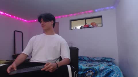 Snapshot of with_ken chatting on 02-07-26, 02:26 Ken online show from 02-07-26, 02:26