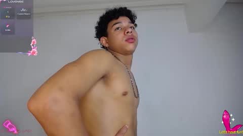 SEXY VALEN online show from 09-14-25, 02:33