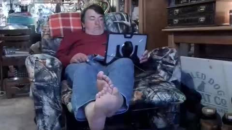 wldlife online show from 11-16-25, 01:33