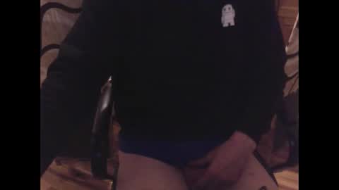 Snapshot of wobble444 chatting on 10-09-25, 12:41 wobble444 online show from 10-09-25, 12:41