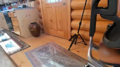 Snapshot of wobbleon chatting on 03-12-25, 10:28 Gobbleon online show from 03-12-25, 10:28