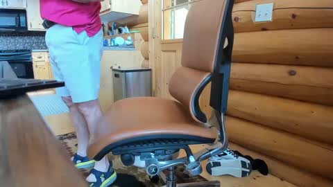 Snapshot of wobbleon chatting on 09-13-25, 05:57 Gobbleon online show from 09-13-25, 05:57