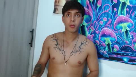 Snapshot of wolf_light chatting on 12-23-25, 12:19 wolf_light online show from 12-23-25, 12:19