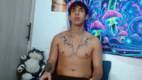 Snapshot of wolf_light chatting on 01-18-26, 01:04 wolf_light online show from 01-18-26, 01:04