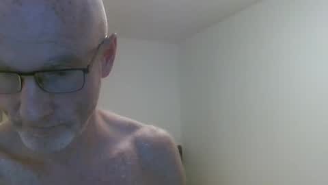 Amadeus Mozart online show from 11-25-25, 11:16