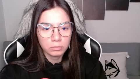 Alex online show from 10-04-25, 01:58