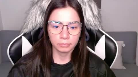 Alex online show from 10-05-25, 02:21