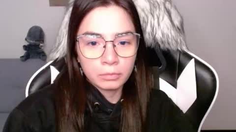 Alex online show from 11-21-25, 03:05