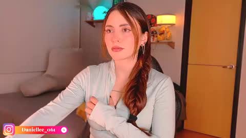 Snapshot of wolfsfoster chatting on 05-20-26, 03:13 online show from 05-20-26, 03:13