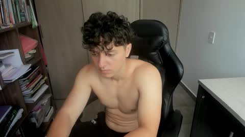 Snapshot of wolker_allan chatting on 01-19-26, 03:38 wolker_allan online show from 01-19-26, 03:38