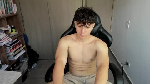 Snapshot of wolker_allan chatting on 02-20-26, 04:07 wolker_allan online show from 02-20-26, 04:07