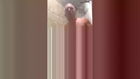 Snapshot of womenlovememan chatting on 04-19-26, 11:18 Ryan online show from 04-19-26, 11:18