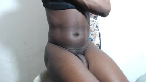 Snapshot of wonderfullight chatting on 01-28-25, 12:32 SHENIEL RODRIGUEZ online show from 01-28-25, 12:32