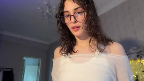 Stia online show from 11-27-25, 12:51