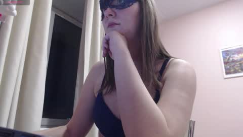 Snapshot of woodland_peony chatting on 02-25-26, 03:21 Woodland Peony online show from 02-25-26, 03:21