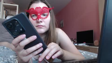 Snapshot of woodland_peony chatting on 07-23-26, 03:15 Woodland Peony online show from 07-23-26, 03:15