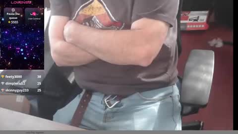 Snapshot of woodworker6473 chatting on 01-12-25, 04:08 woodworker6473 online show from 01-12-25, 04:08