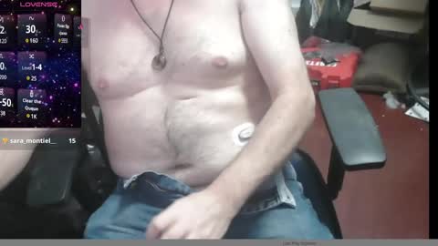 Snapshot of woodworker6473 chatting on 01-30-25, 12:50 woodworker6473 online show from 01-30-25, 12:50