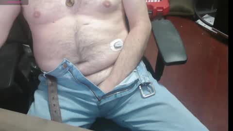 Snapshot of woodworker6473 chatting on 02-07-25, 12:09 woodworker6473 online show from 02-07-25, 12:09