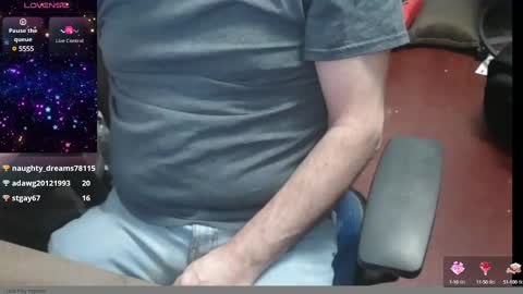 Snapshot of woodworker6473 chatting on 02-22-25, 11:35 woodworker6473 online show from 02-22-25, 11:35