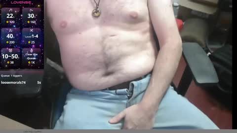 Snapshot of woodworker6473 chatting on 02-24-25, 12:52 woodworker6473 online show from 02-24-25, 12:52