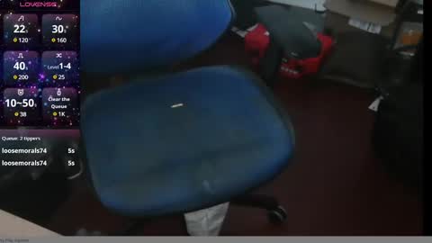 Snapshot of woodworker6473 chatting on 02-24-25, 03:55 woodworker6473 online show from 02-24-25, 03:55