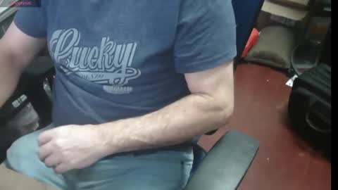 Snapshot of woodworker6473 chatting on 02-24-25, 11:19 woodworker6473 online show from 02-24-25, 11:19