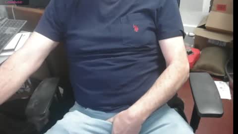 Snapshot of woodworker6473 chatting on 02-28-25, 11:56 woodworker6473 online show from 02-28-25, 11:56